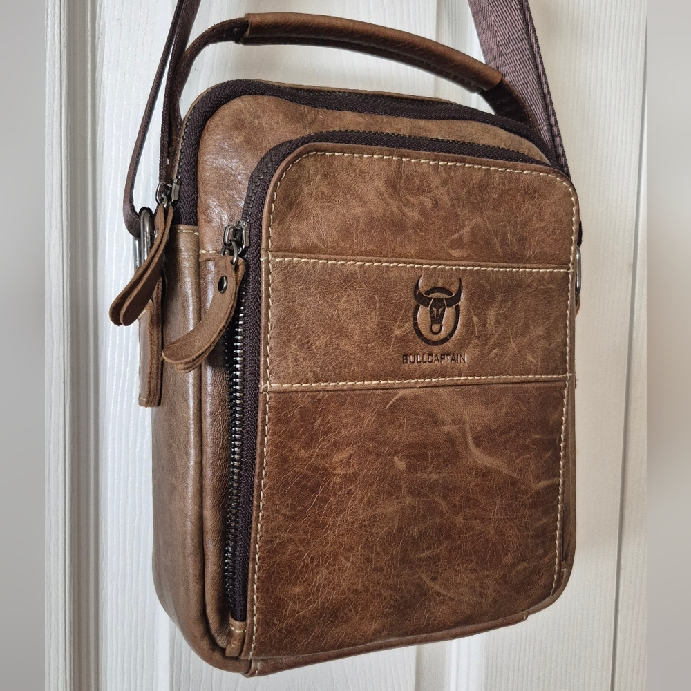Bull Captain Genuine leather mens messenger business And travel bag Crossbody - Picture 2 of 10
